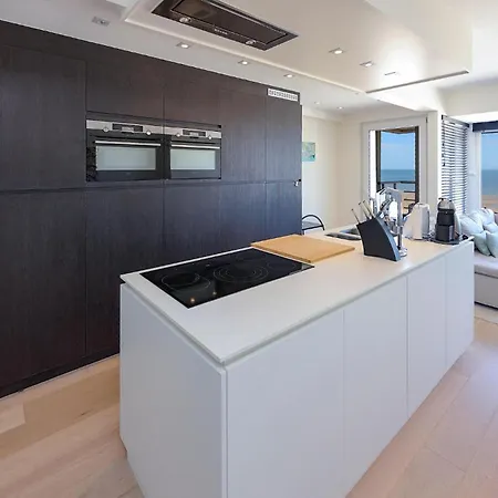 2 Bedroom Gorgeous In *